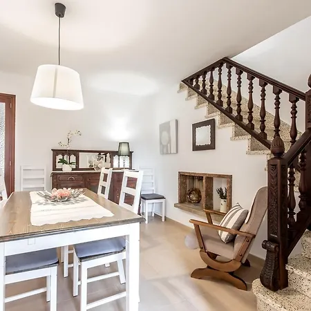 Townhouse Lleo 72 By Homevillas360 * Pollença