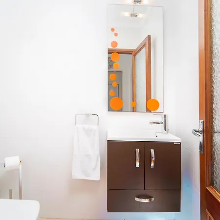 Townhouse Lleo 72 By Homevillas360