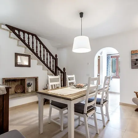 Townhouse Lleo 72 By Homevillas360 *